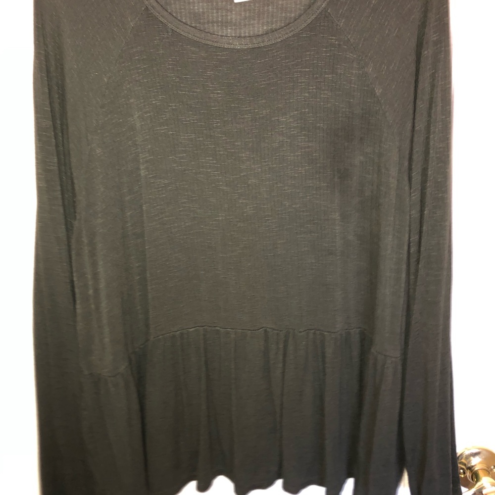 Green peplum blouse